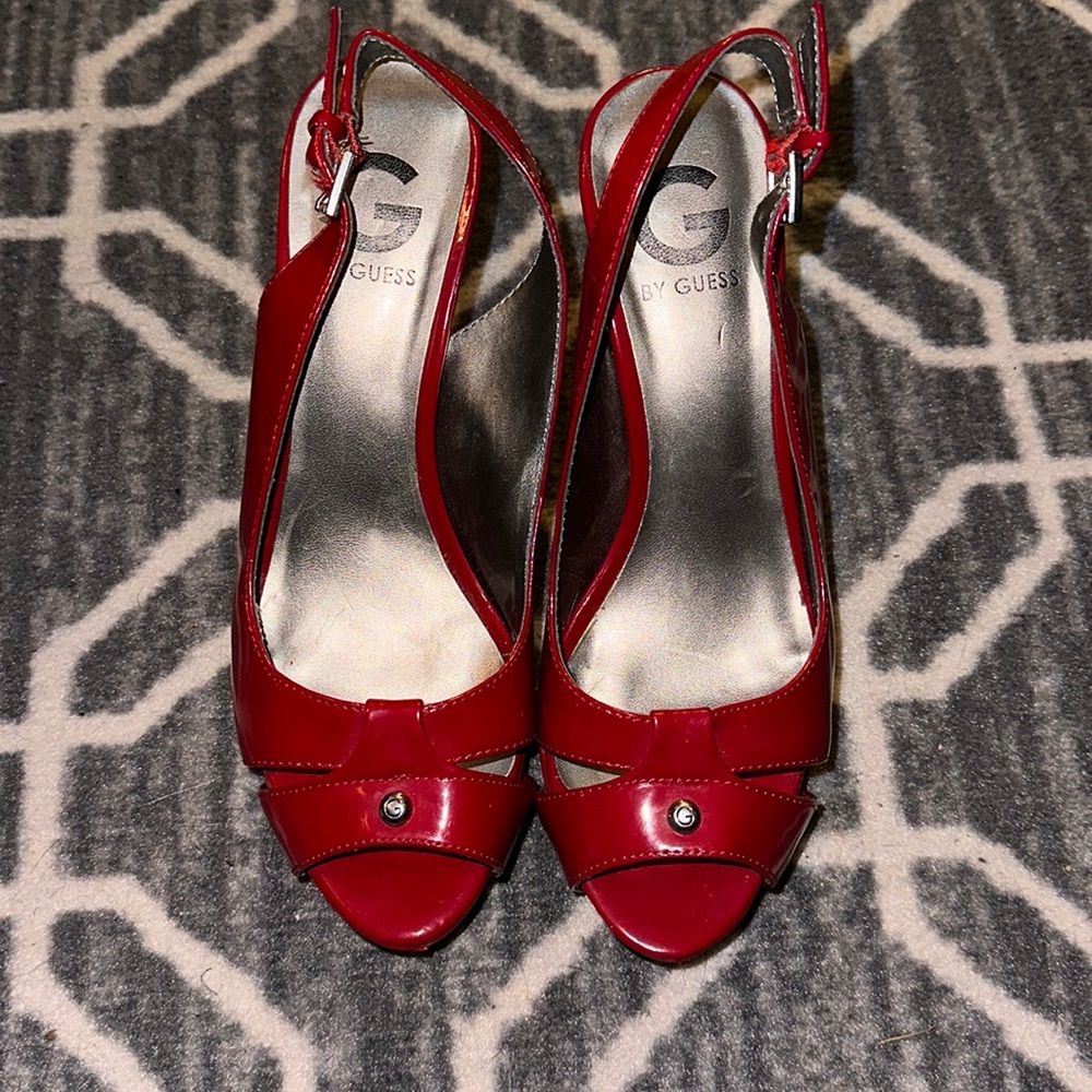 Guess brand, open toe heels size 8 👠💋